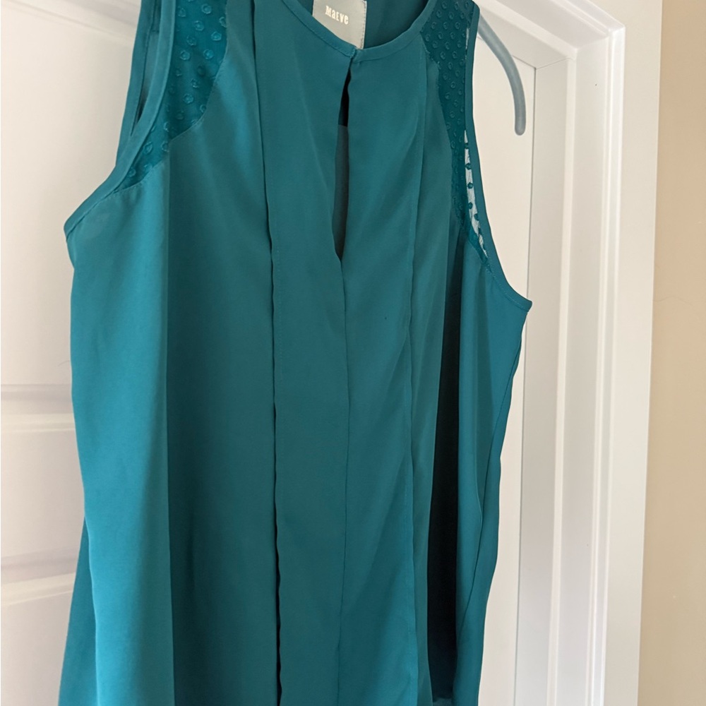 Anthropologie Maeve size 2 sleeveless Blouse. Front claspe - Picture 3 of 7